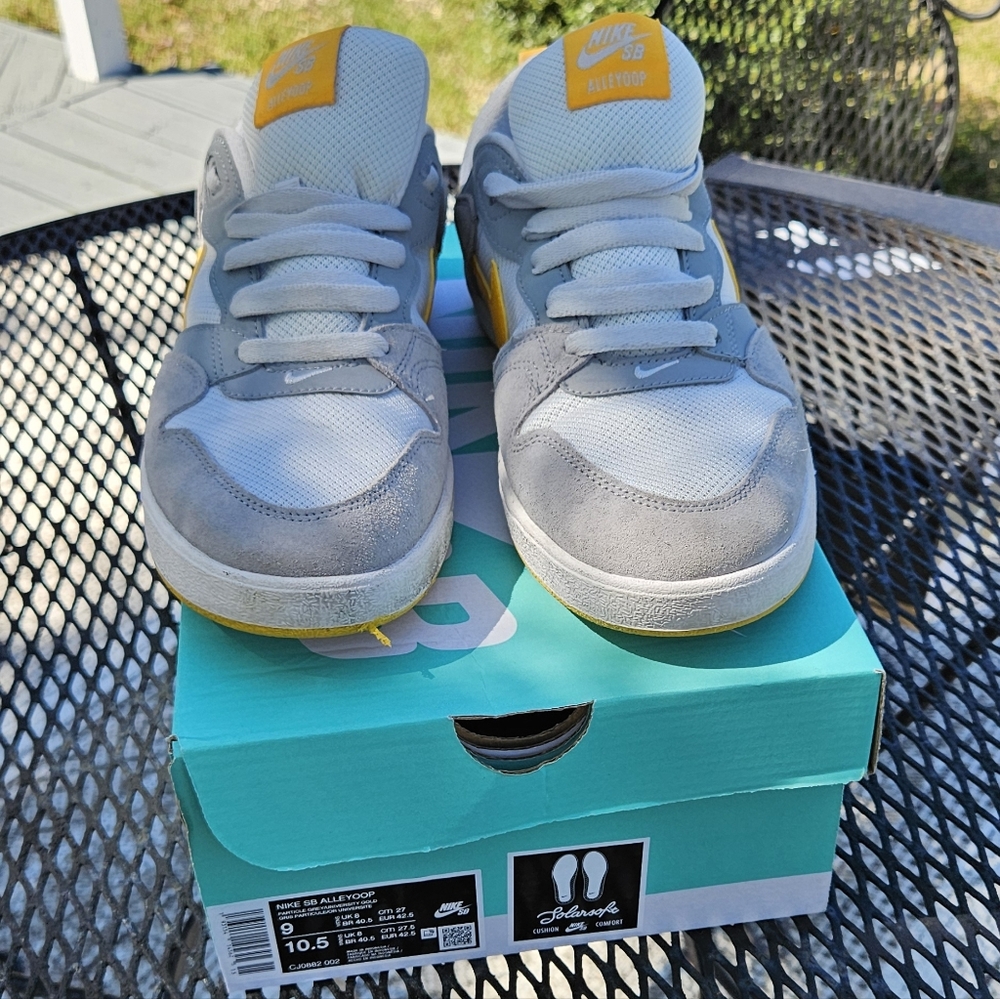 Nike Gray and Yellow Skate Sneakers - Picture 5 of 5